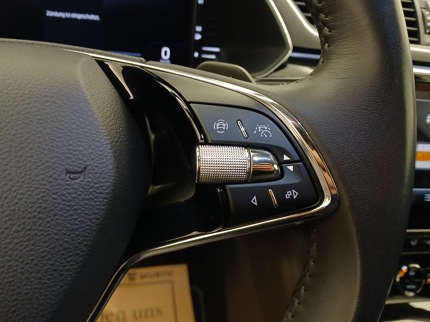 Škoda SUPERB Combi 4x4 L&K TDI SCR | Bild 20 von 37