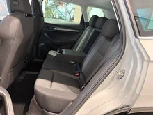 Škoda Karoq 4x4 Selection TDI DSG in Stahl-Grau