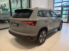 Škoda Karoq 4x4 Selection TDI DSG in Stahl-Grau