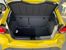 SEAT Ibiza Reference Edition 1.0 80PS in R1 Pythongelb