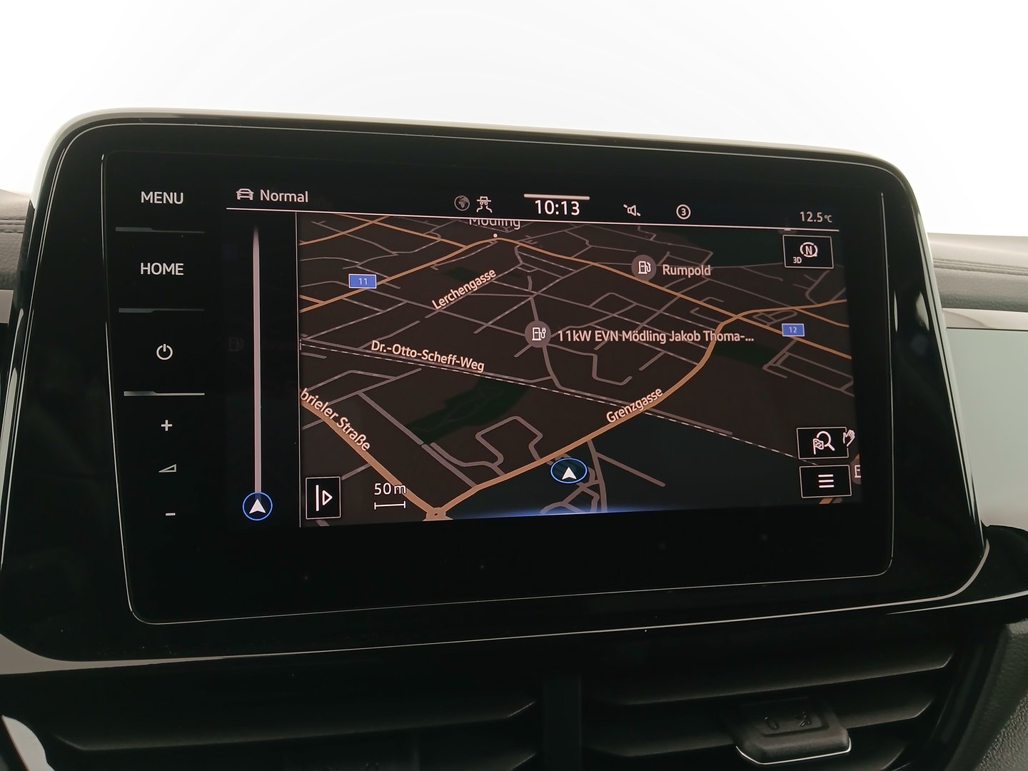 VW T-Roc R-Line TSI DSG | Bild 21 von 33