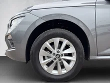 Škoda Kamiq Selection TSI DSG in Graphit-Grau Metallic