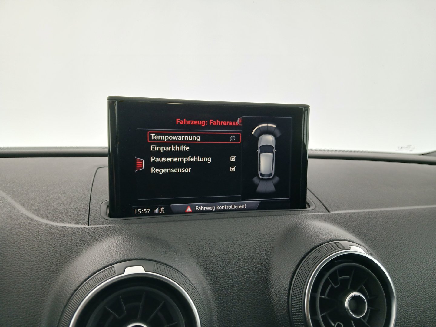 Audi A3 Sportback 30 TFSI | Bild 22 von 30