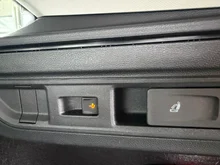 VW Passat Variant Business eTSI DSG in 0R Oryxweiß Perlmutteffekt