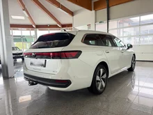 VW Passat Variant Business eTSI DSG in 0R Oryxweiß Perlmutteffekt