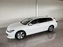 VW Passat Variant Business eTSI DSG in 0R Oryxweiß Perlmutteffekt