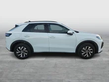 VW T-Roc Life eTSI DSG in Pure White