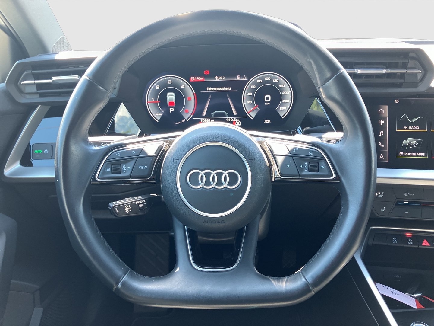 Audi A3 Sportback 40 TDI quattro S line ext | Bild 11 von 26