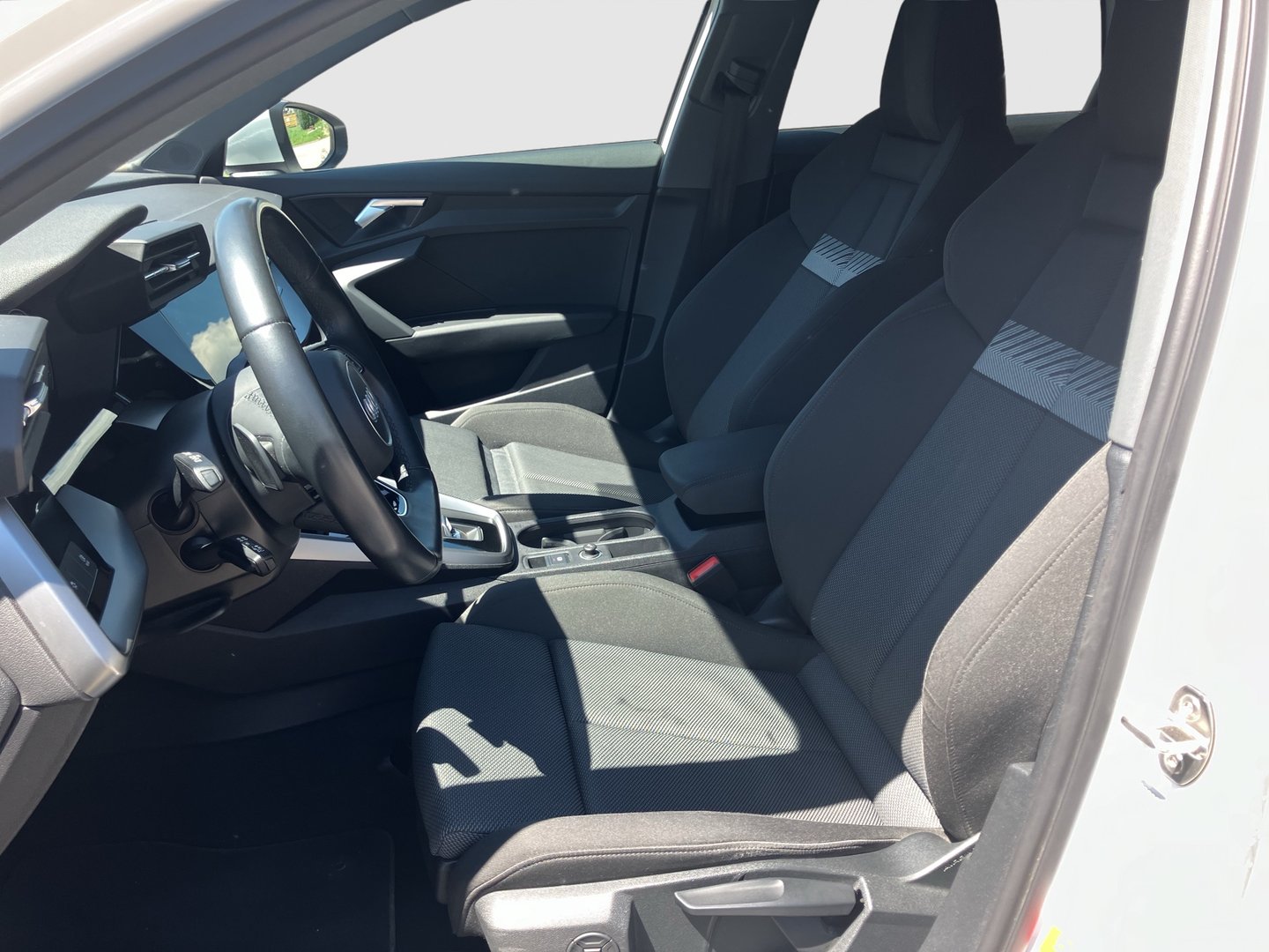 Audi A3 Sportback 40 TDI quattro S line ext | Bild 9 von 26