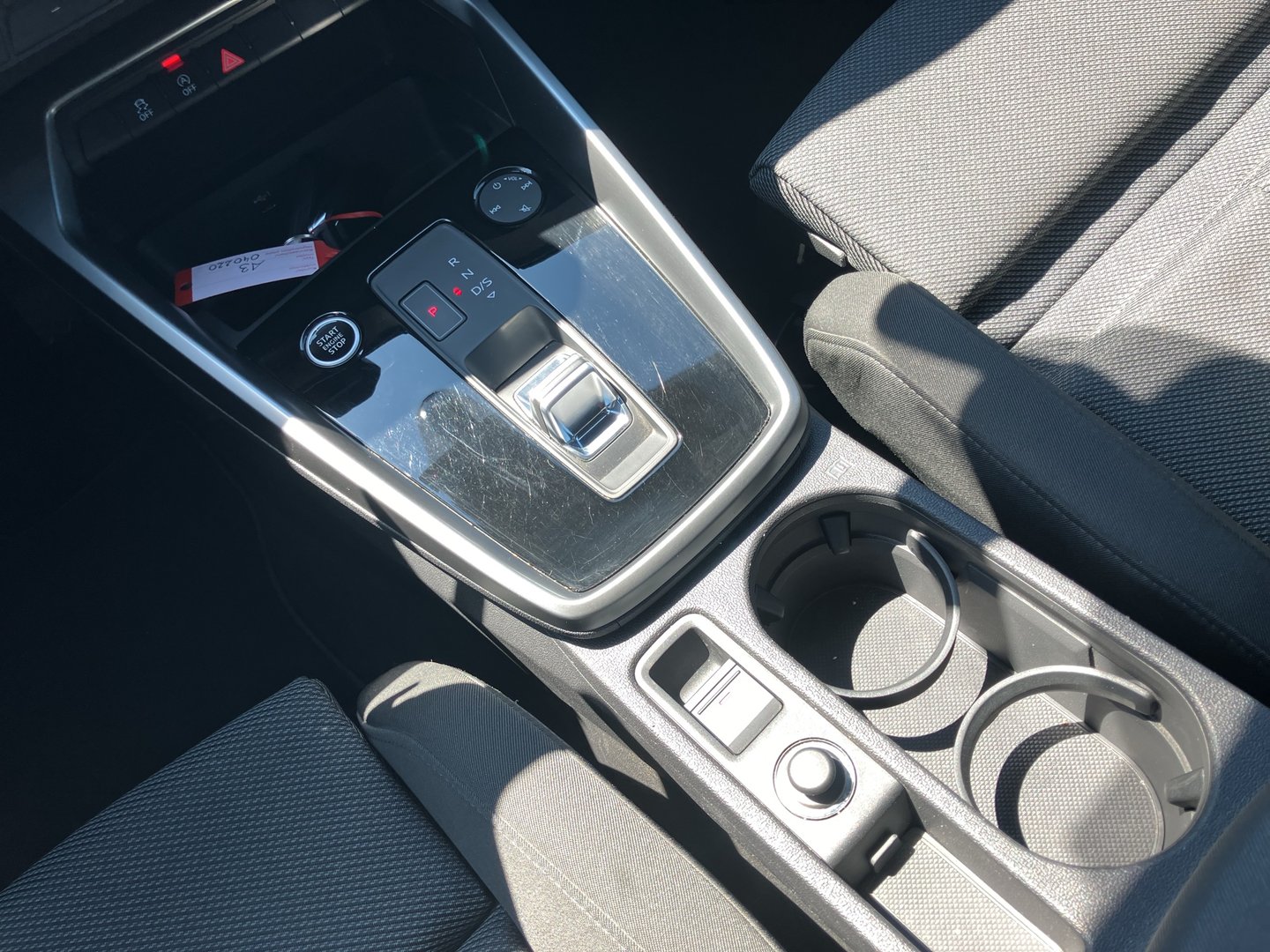 Audi A3 Sportback 40 TDI quattro S line ext | Bild 22 von 26