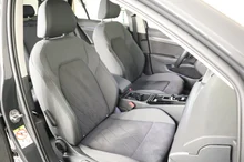 VW Golf Style TDI DSG in dunkelgrau - normal