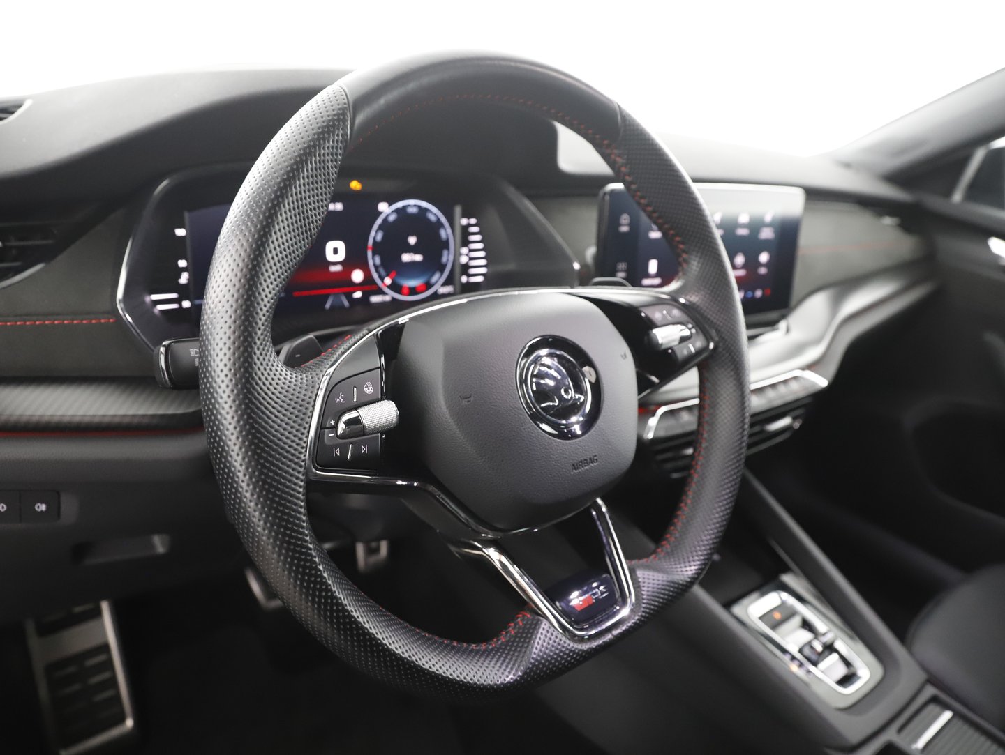 Škoda OCTAVIA Combi RS TDI DSG | Bild 9 von 22
