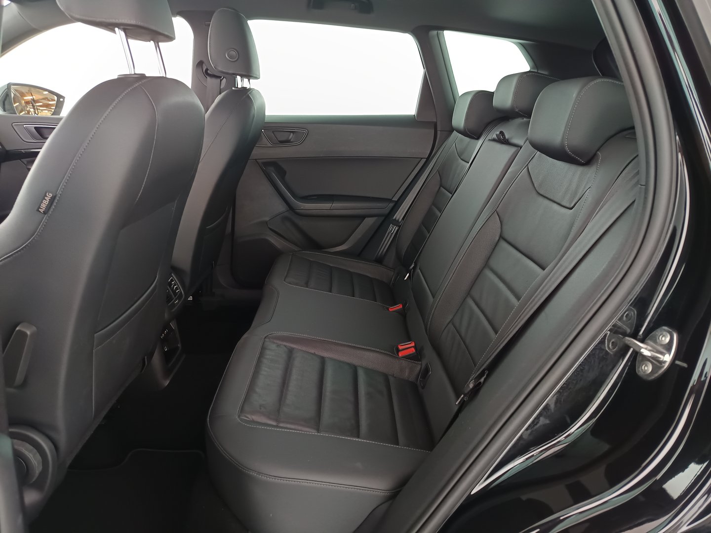 SEAT Ateca Xcellence 2.0 TDI DSG | Bild 30 von 35