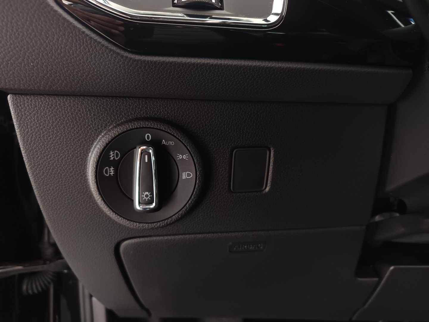 SEAT Ateca Xcellence 2.0 TDI DSG | Bild 12 von 35