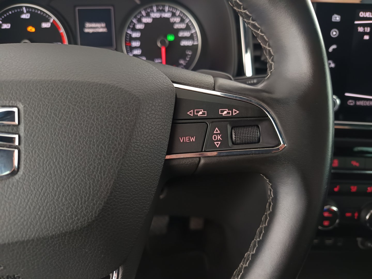 SEAT Ateca Xcellence 2.0 TDI DSG | Bild 17 von 35