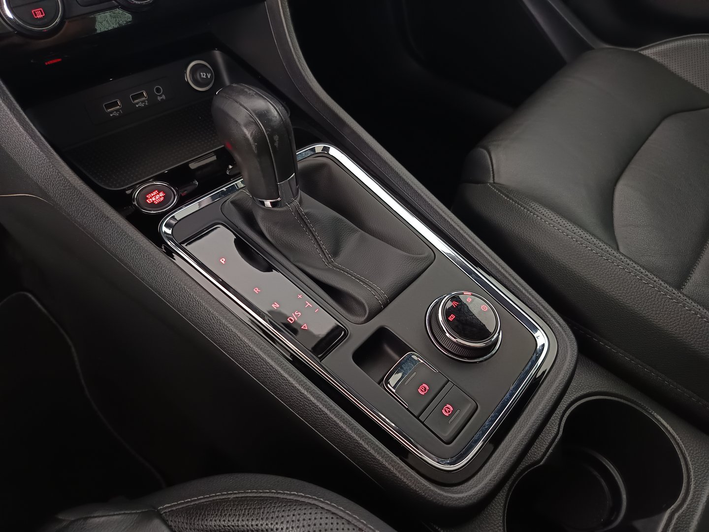 SEAT Ateca Xcellence 2.0 TDI DSG | Bild 29 von 35