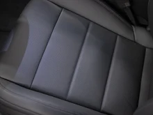 Porsche Macan in vulkangraumetallic