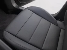 Porsche Macan in vulkangraumetallic