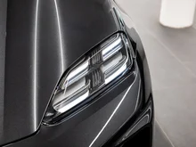 Porsche Macan in vulkangraumetallic