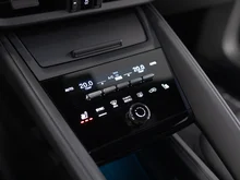 Porsche Macan in vulkangraumetallic