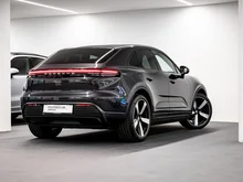 Porsche Macan in vulkangraumetallic