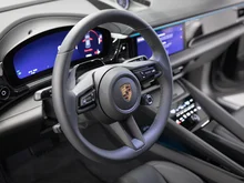 Porsche Macan in vulkangraumetallic
