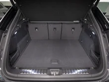 Porsche Macan in vulkangraumetallic