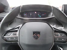 Peugeot 208 GT PureTech 100 S&S in Gelb