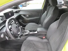 Peugeot 208 GT PureTech 100 S&S in Gelb