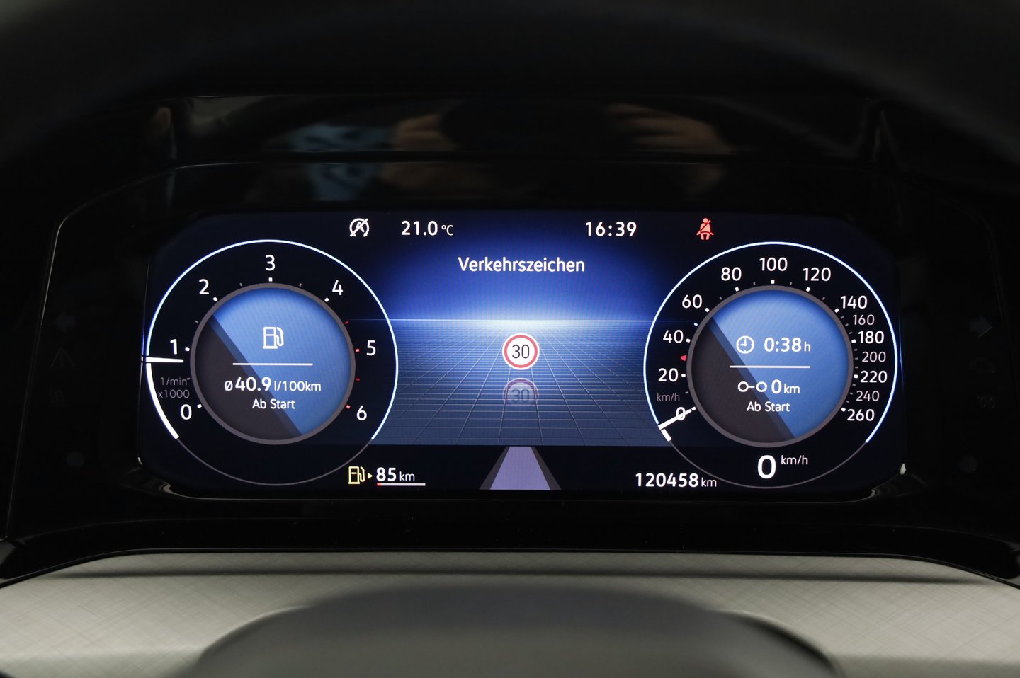 VW Golf Variant Life TDI | Bild 8 von 20
