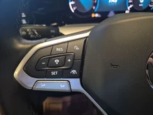 VW Golf Rabbit 45 TSI in 0E Grenadillschwarz Metallic