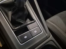 VW Golf Rabbit 45 TSI in 0E Grenadillschwarz Metallic