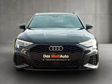 Audi A3 Sportback 30 TFSI S line exterieur in mythosschwarz metallic