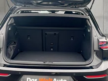 VW Golf Rabbit mHEV DSG in Grenadillschwarz Metallic