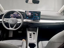 VW Golf Rabbit mHEV DSG in Grenadillschwarz Metallic