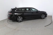 VW Passat Variant Sport TDI DSG in Grenadillschwarz Metallic