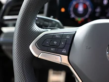VW Passat Variant Sport TDI DSG in Grenadillschwarz Metallic