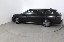 VW Passat Variant Sport TDI DSG in Grenadillschwarz Metallic