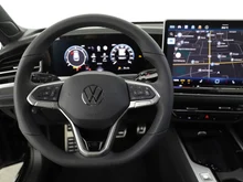 VW Passat Variant Sport TDI DSG in Grenadillschwarz Metallic