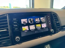 Škoda Karoq SPORTLINE TSI DSG ACT in 1Z Schwarz-Magic Perleffekt