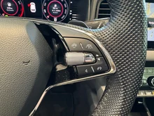 Škoda Karoq SPORTLINE TSI DSG ACT in 1Z Schwarz-Magic Perleffekt