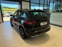 Škoda Karoq SPORTLINE TSI DSG ACT in 1Z Schwarz-Magic Perleffekt