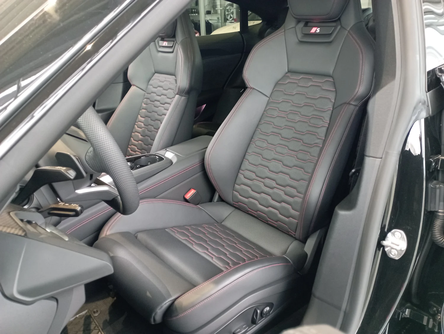 Bild eines Audi S e-tron GT