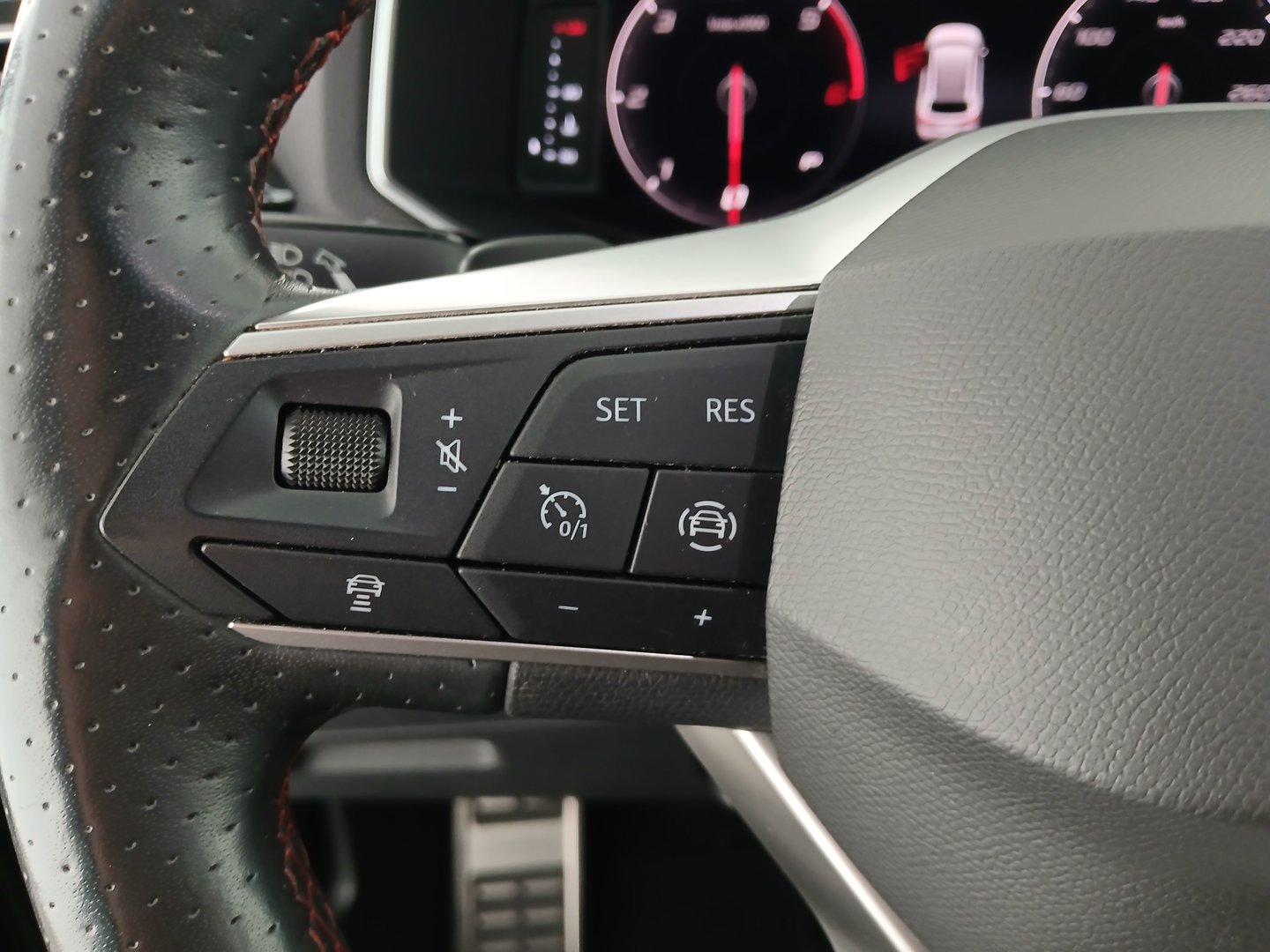 SEAT Tarraco FR 2.0 TDI DSG 4Drive | Bild 17 von 37