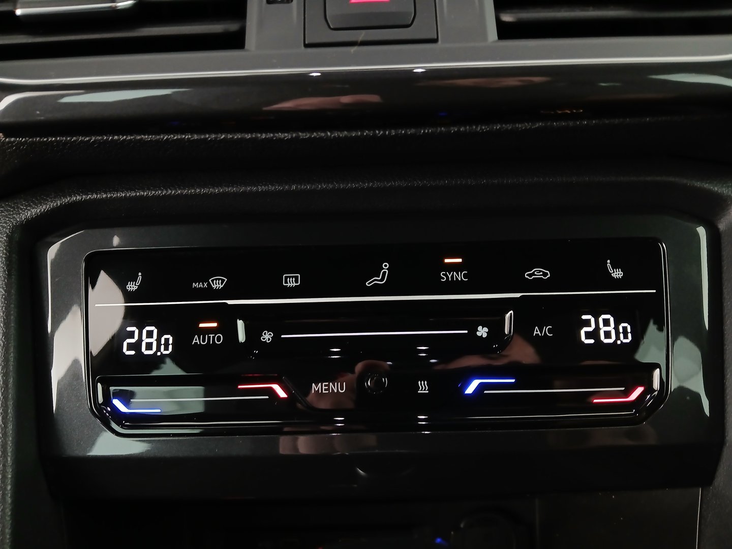 SEAT Tarraco FR 2.0 TDI DSG 4Drive | Bild 28 von 37