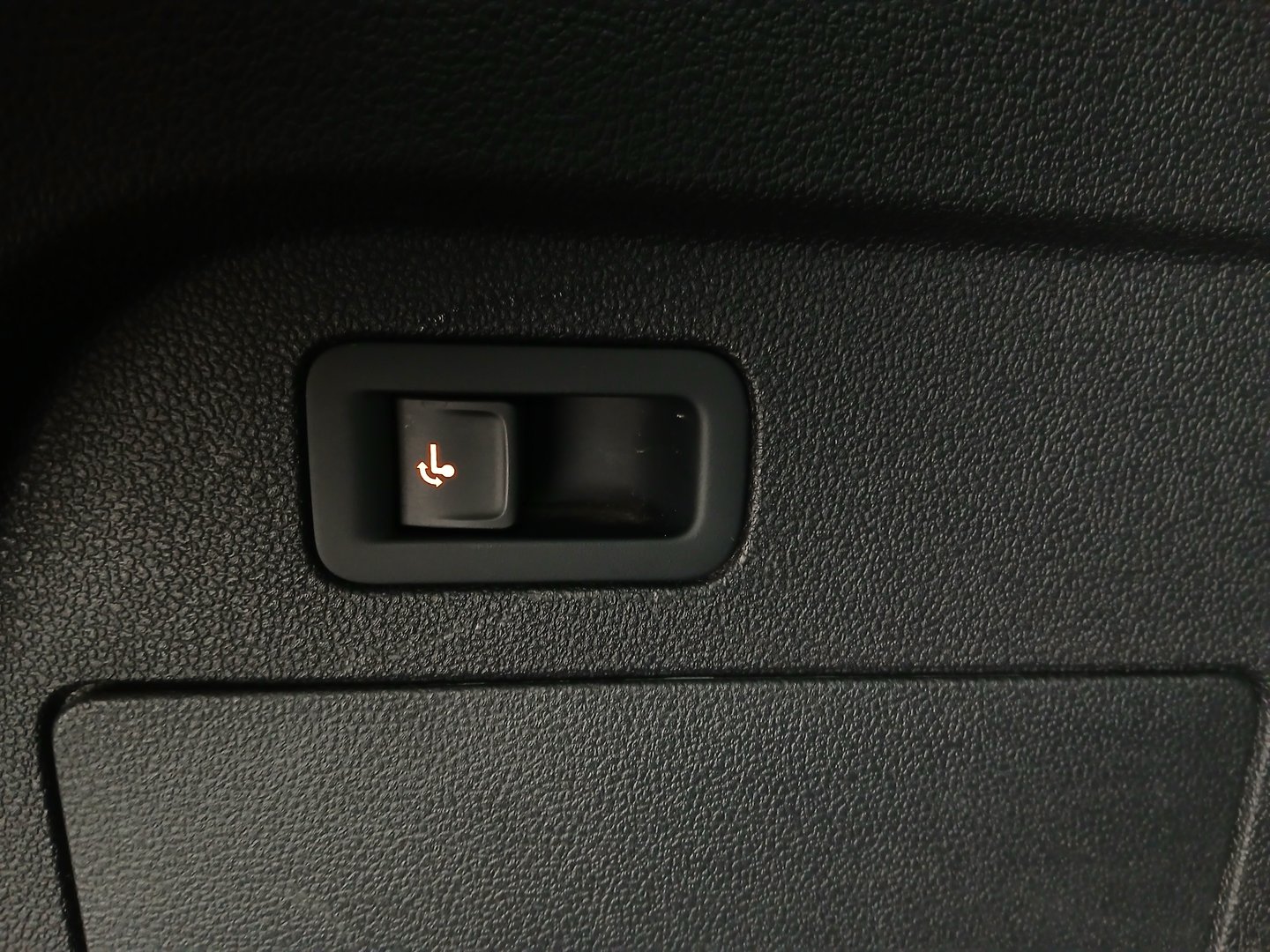 SEAT Tarraco FR 2.0 TDI DSG 4Drive | Bild 34 von 37