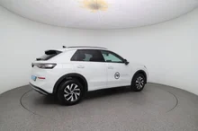 VW T-Roc Life eTSI DSG in Pure White