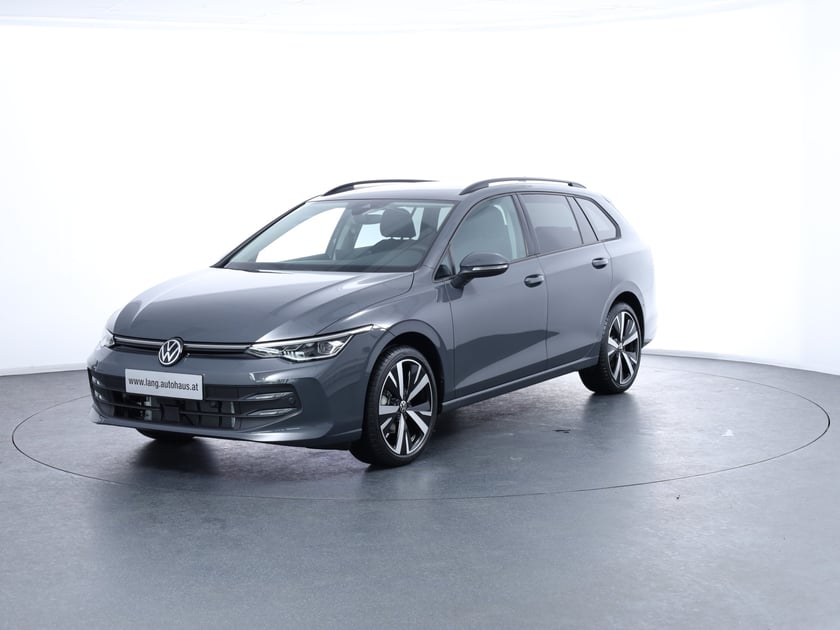 VW Golf Variant Business mHeV DSG