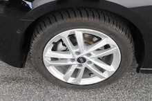 Audi A3 Sportback 30 TFSI advanced in Mythosschwarz Metallic