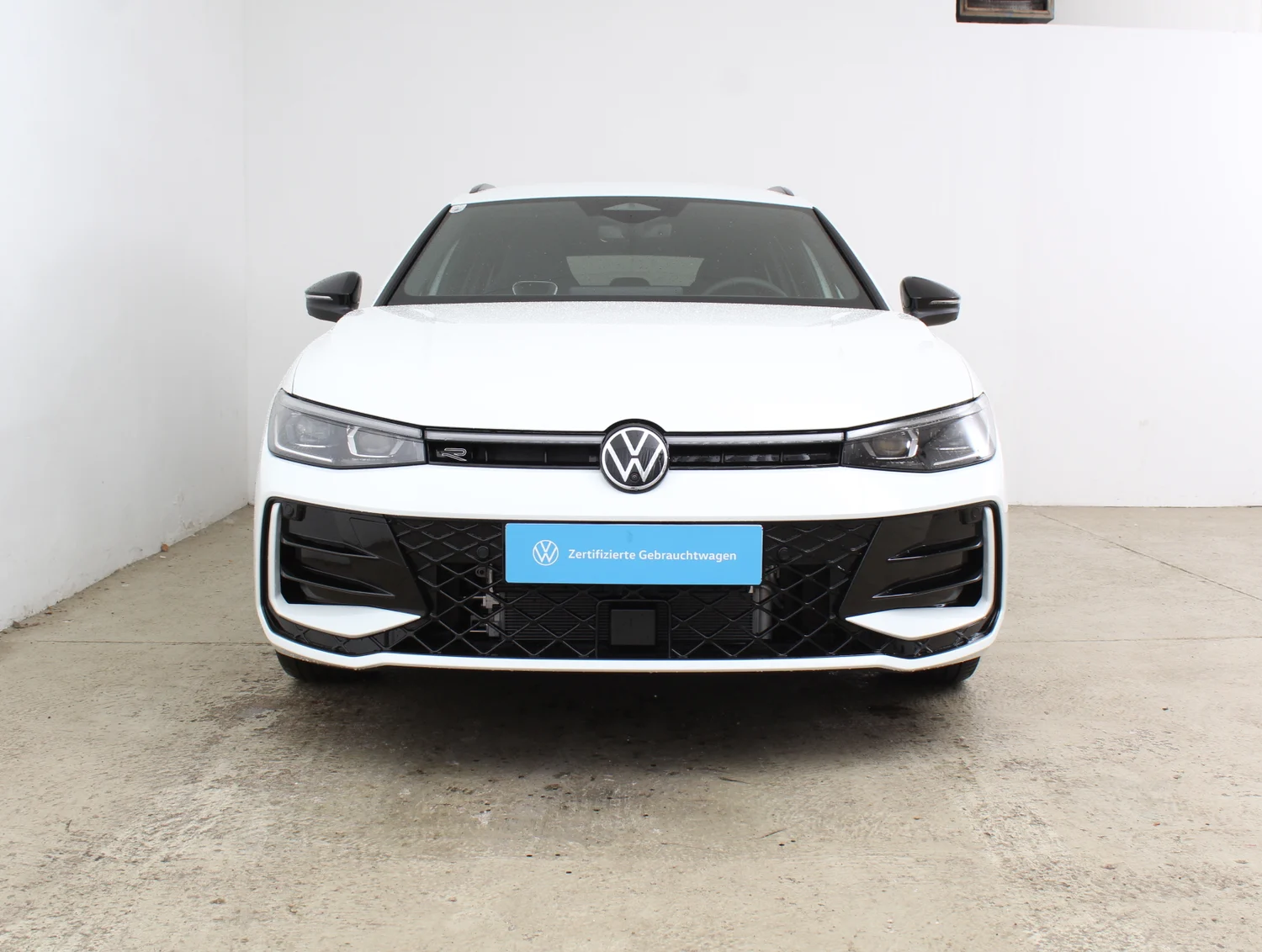 Bild eines Passat Variant R-Line eHybrid 150kW